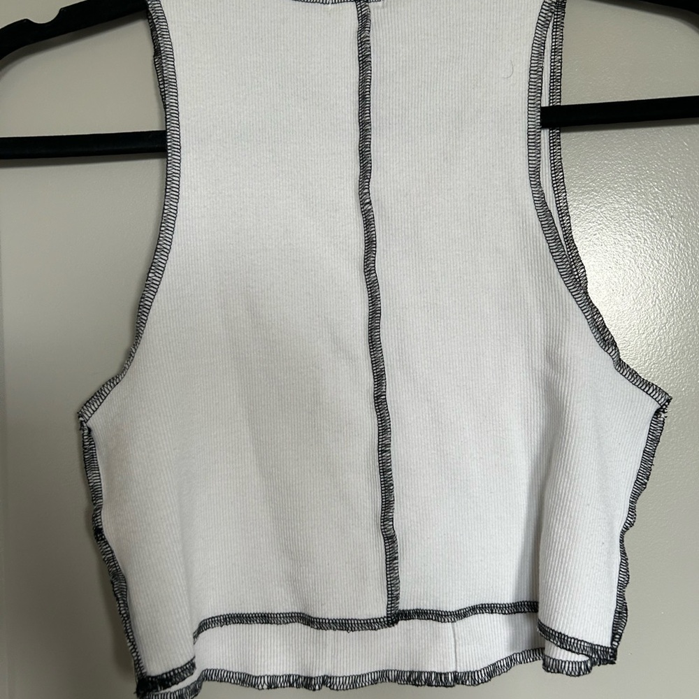 Garage White Fitted Crop Tank Top - Picture 3 of 3